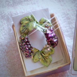 Grapes Theme Brooches VINTAGE RESTORATION